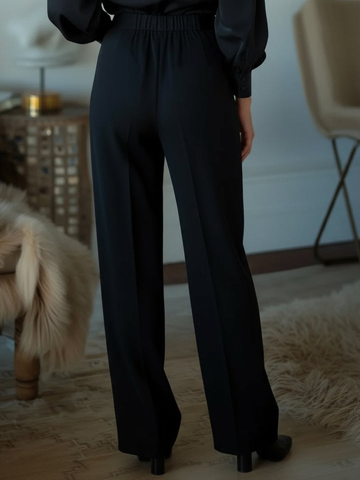 Classic High-Waisted Black Trousers with a Tailored Fit HWT