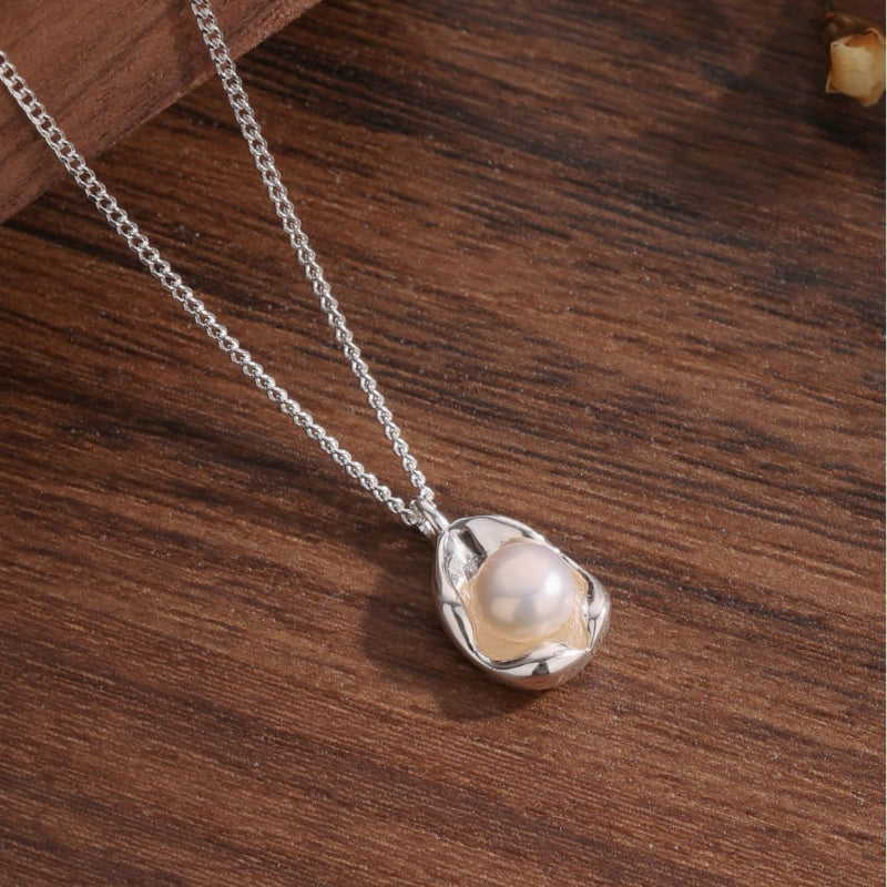 Pearl Pea Sterling Silver Necklace Shine of Diamond