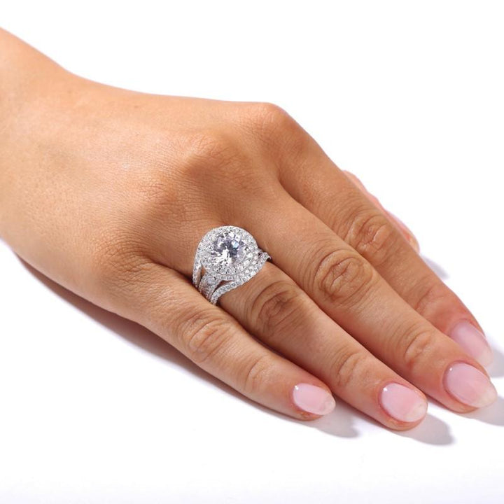 Round Cut  Halo Engagement Ring in Sterling Silver with Guard Enhancer shineofdiamond