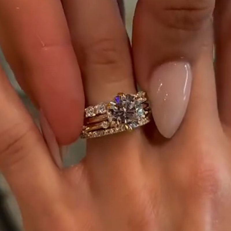 Gorgeous 4PCS Round Cut Sterling Silver Bridal Set Shine of Diamond