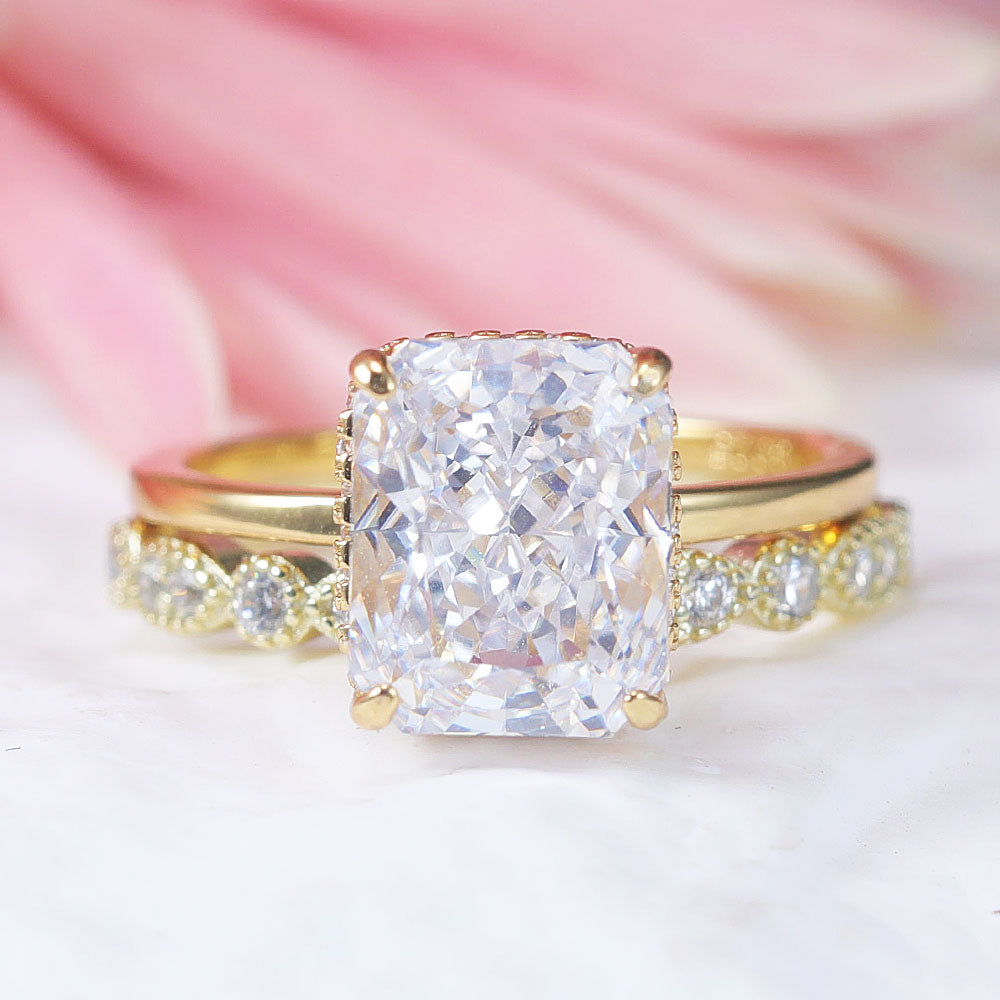 Stunning 2Pcs Radiant Cut Sterling Silver Ring Set With Half Eternity Band Shine of Diamond