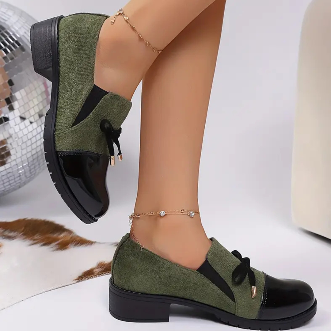 Beth - Coquette Slip-On Loafers CASA LARO