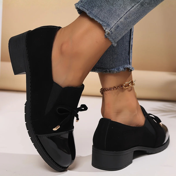 Beth - Coquette Slip-On Loafers CASA LARO