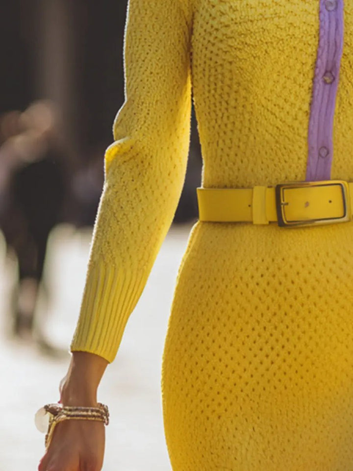 Elegant Colorblock Belted Knit - Midi Dress CASA LARO