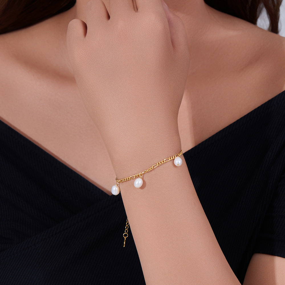 Natural Pearls 18k Gold Plated Bracelet Carly Jewelry