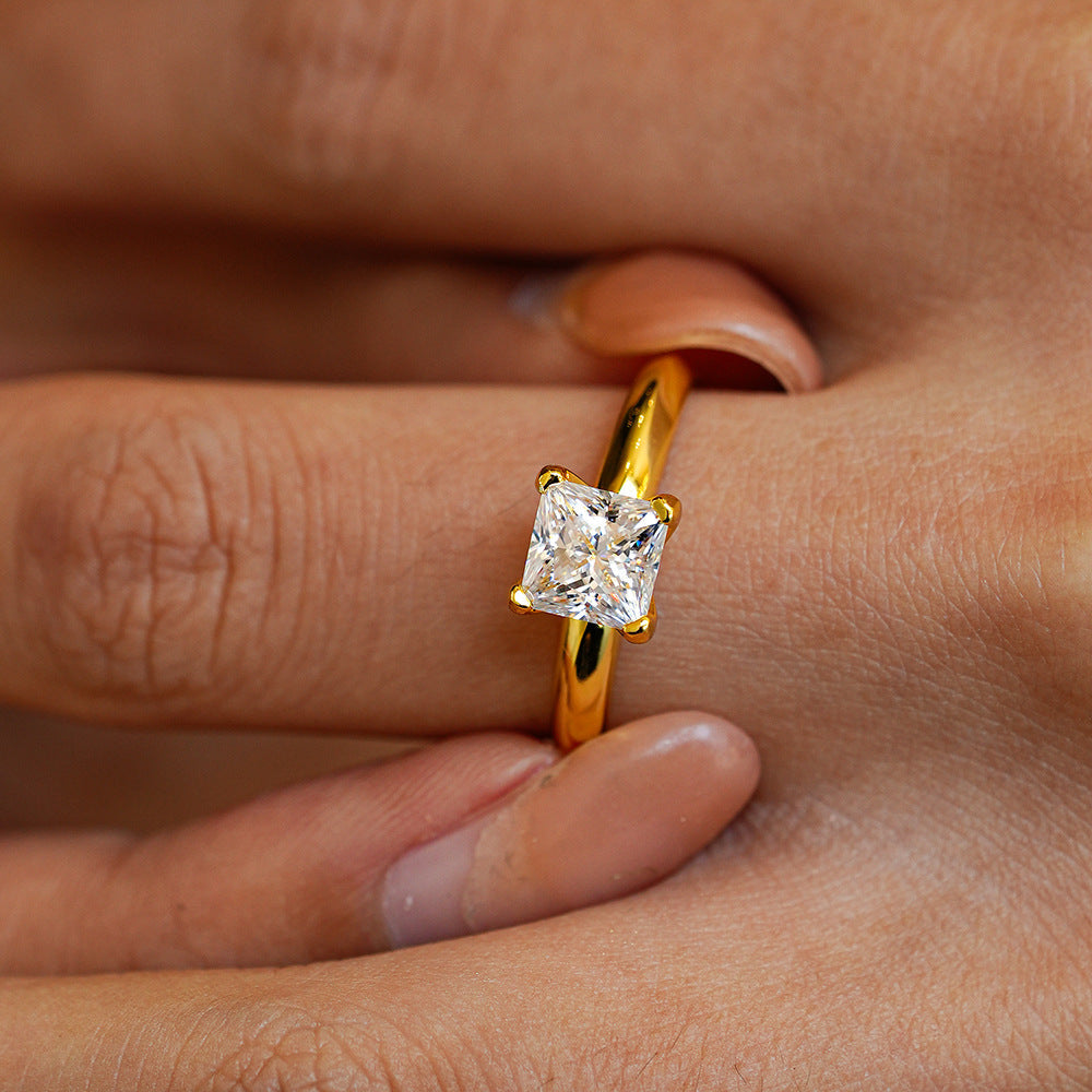 Simple 1.0ct Princess Cut Moissanite Ring Shine of Diamond