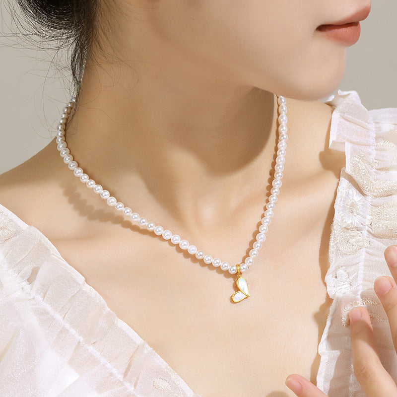 Elegant Heart Shell Pearl Pendant Necklace For Mom shine of diamond