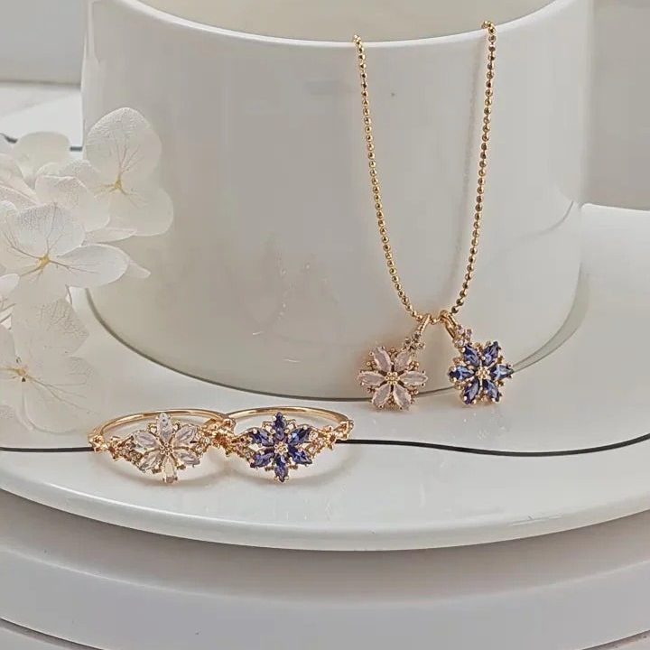 Flower Design 14K Gold Plated Ring Carly Jewelry