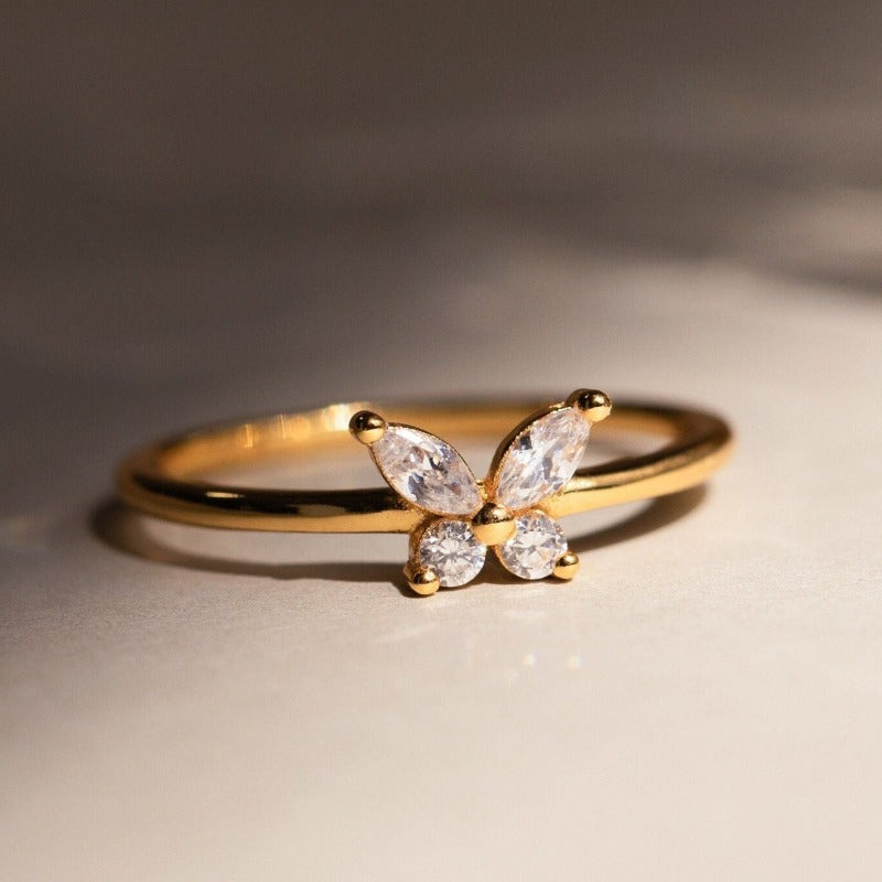 Pear cut Butterfly Design Ring in Sterling Silver hot