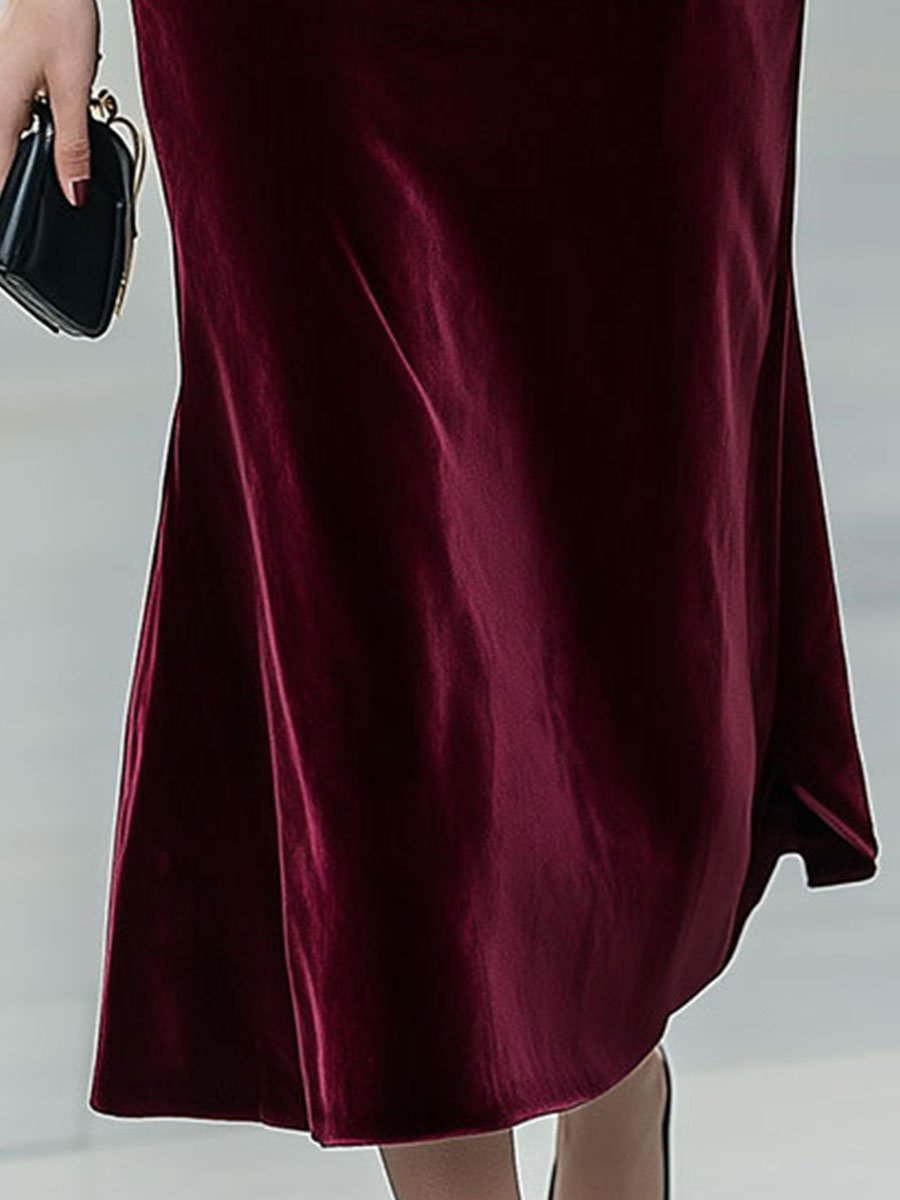 Classic Long-Sleeve Velvet with Gold Accents - Midi Dress